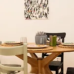 Moderni S Primym Vstupem Do Parku V Centru Ostravy