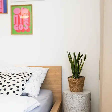 Moderni S Primym Vstupem Do Parku V Centru Ostravy Острава