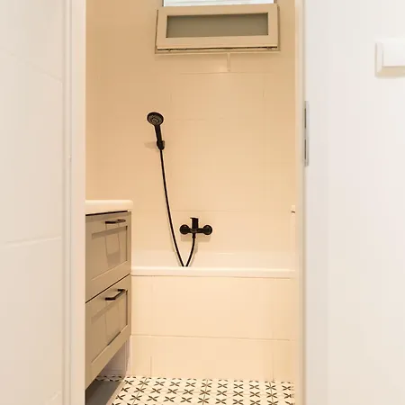 Moderni S Primym Vstupem Do Parku V Centru Ostravy