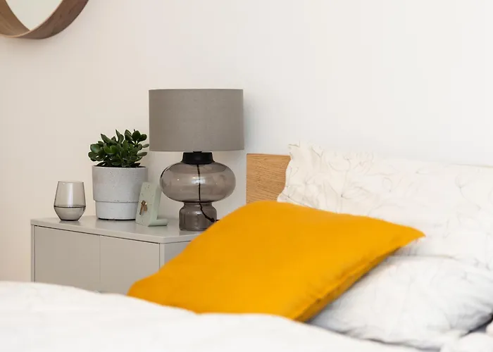 Moderni S Primym Vstupem Do Parku V Centru Ostravy